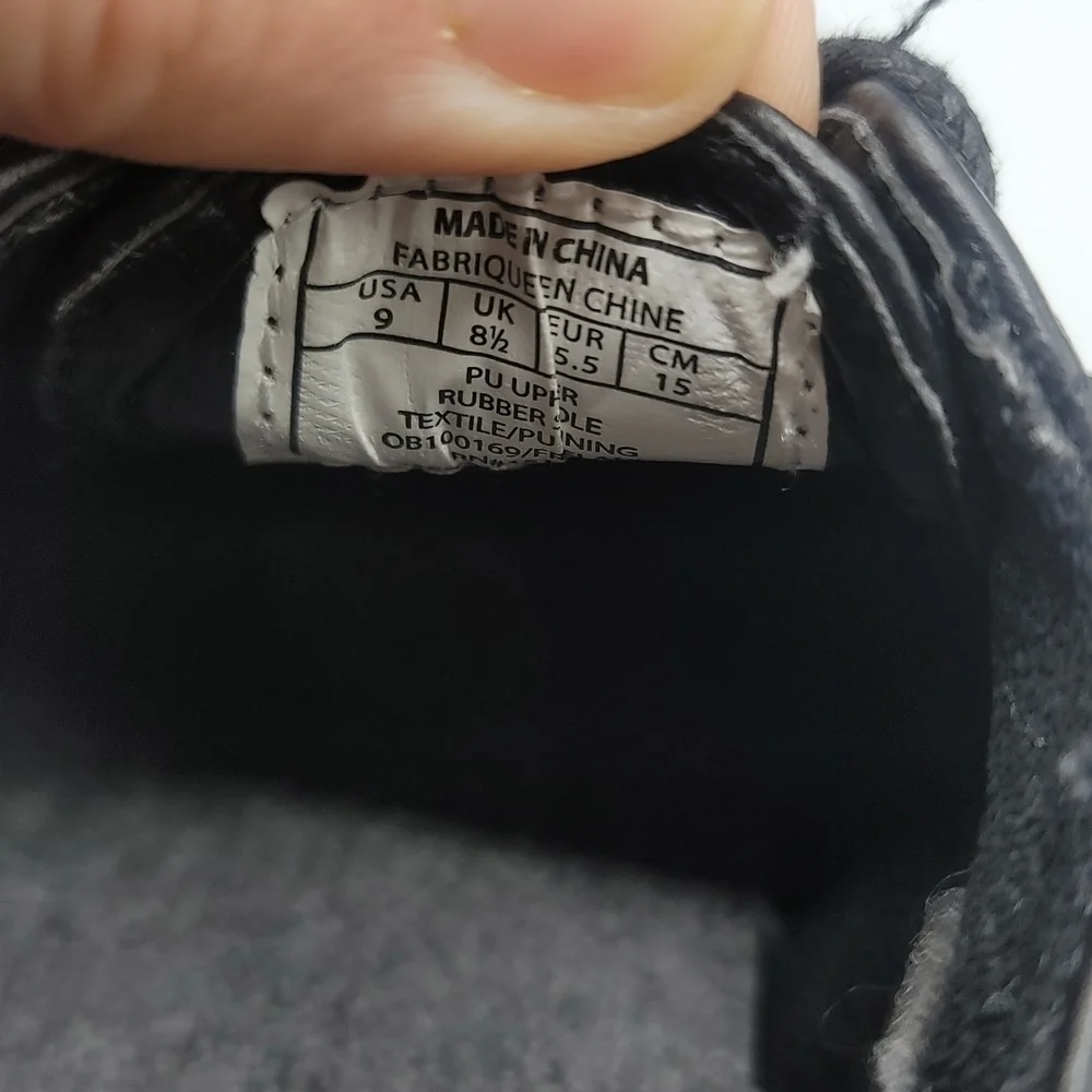 An Original Penguin by munsingwear boys oxfords size 9C